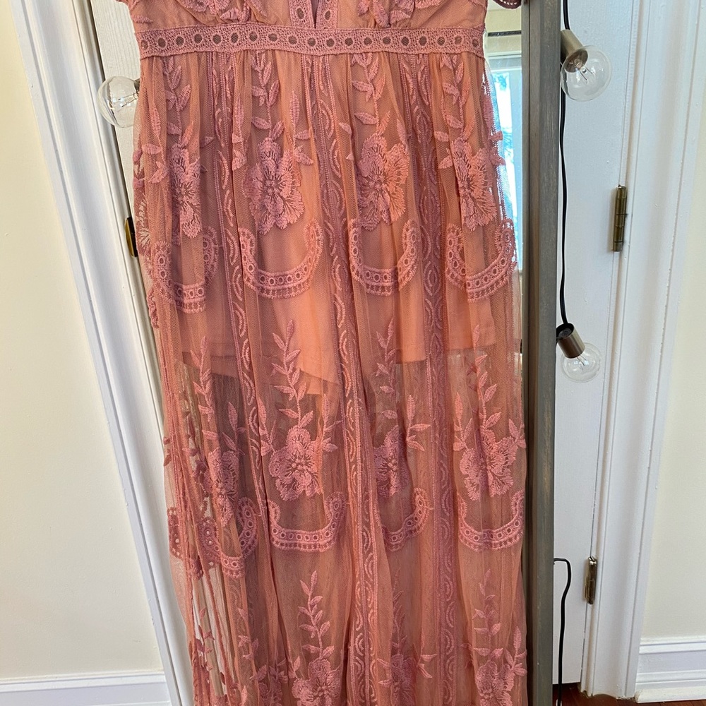 Dress - Picture 4 of 5